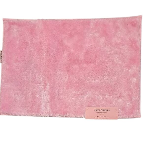 Juicy Couture Home Plush Bath Rug- Pink - Picture 2 of 7